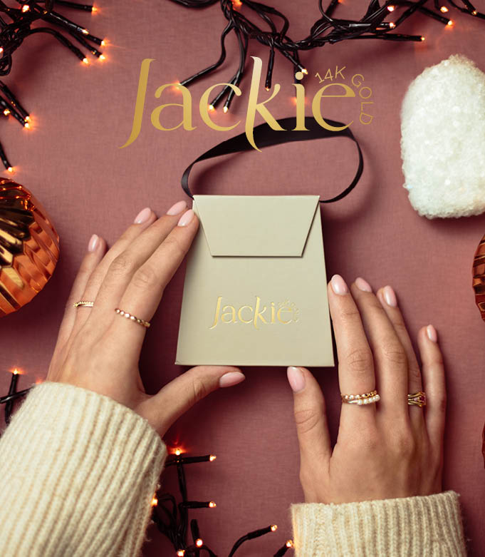 Create the perfect party look with the Jackie Christmas set (limited edition)