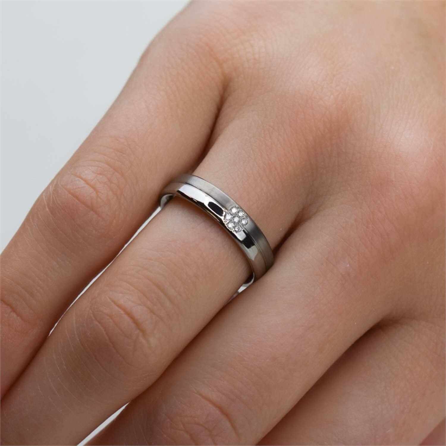  Ring - Titanium - Diamant - 0.035ct