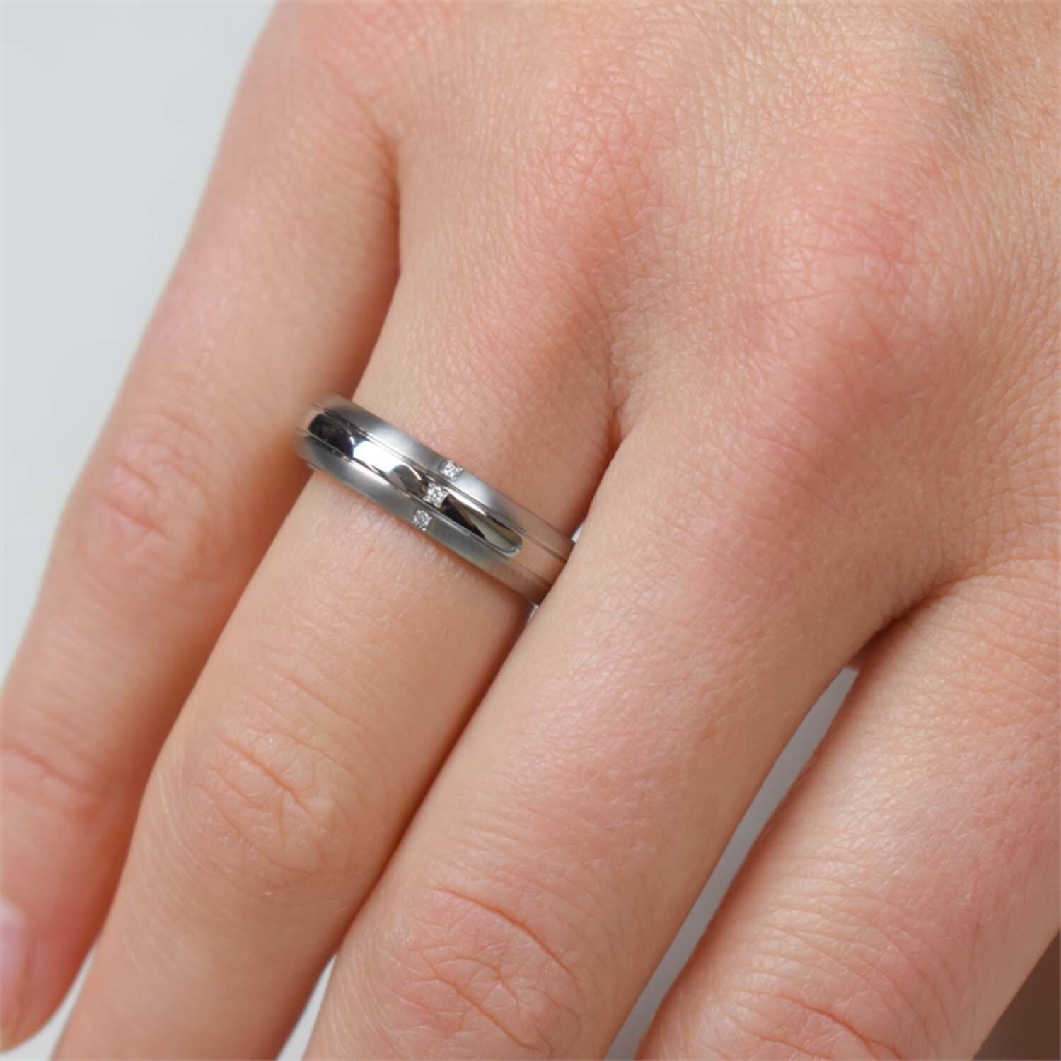  Ring - Titanium - Diamant - 0.01ct