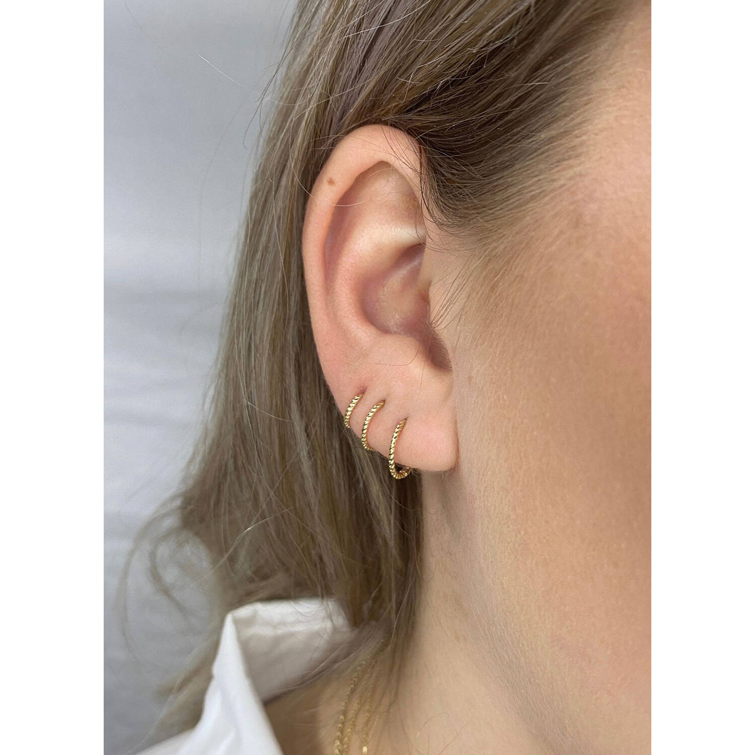 Twist Hoops - 10mm - 585