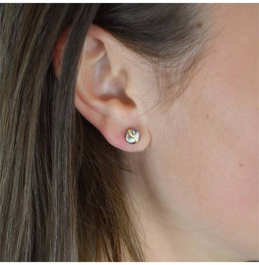  Boucles d'oreilles à puces - Titane - Diamant - 0.015ct - 7mm