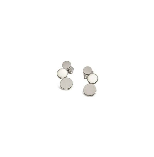  Ear studs - Titanium