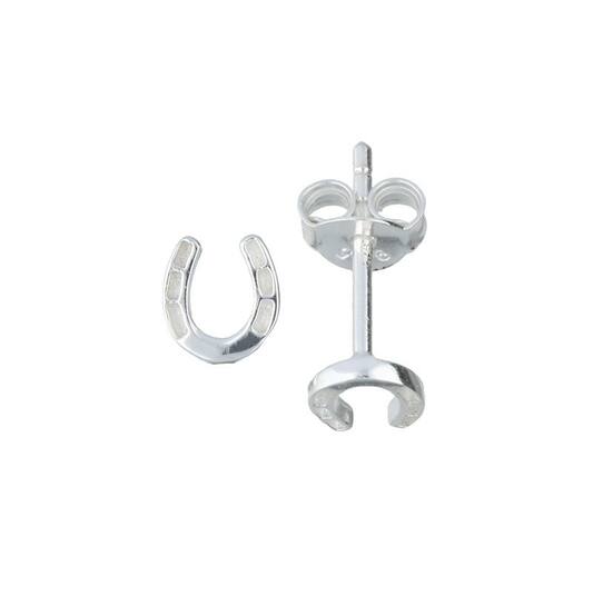  Ear studs